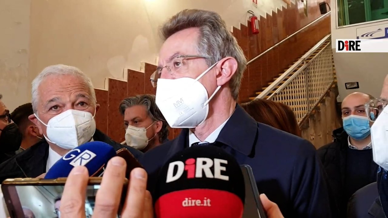 Manfredi: "A Napoli grande affluenza di turisti, servono servizi adeguati"