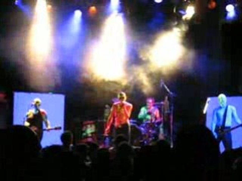 Punish Yourself primitive à lyon