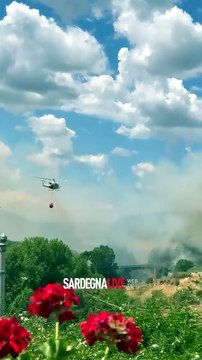 Incendio ad Atzara: in azione elicottero, Corpo Forestale, Vigili del Fuoco e Protezione civile