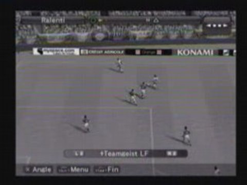 Tête plongeante transversale rentrante de Socrates !!