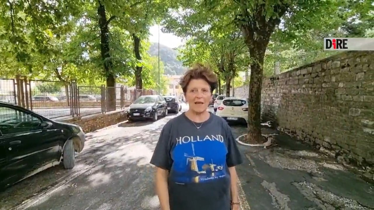 Alluvione Marche, la testimonianza da Cantiano: "Aggrappata a un portafiori per non essere trascinata via"