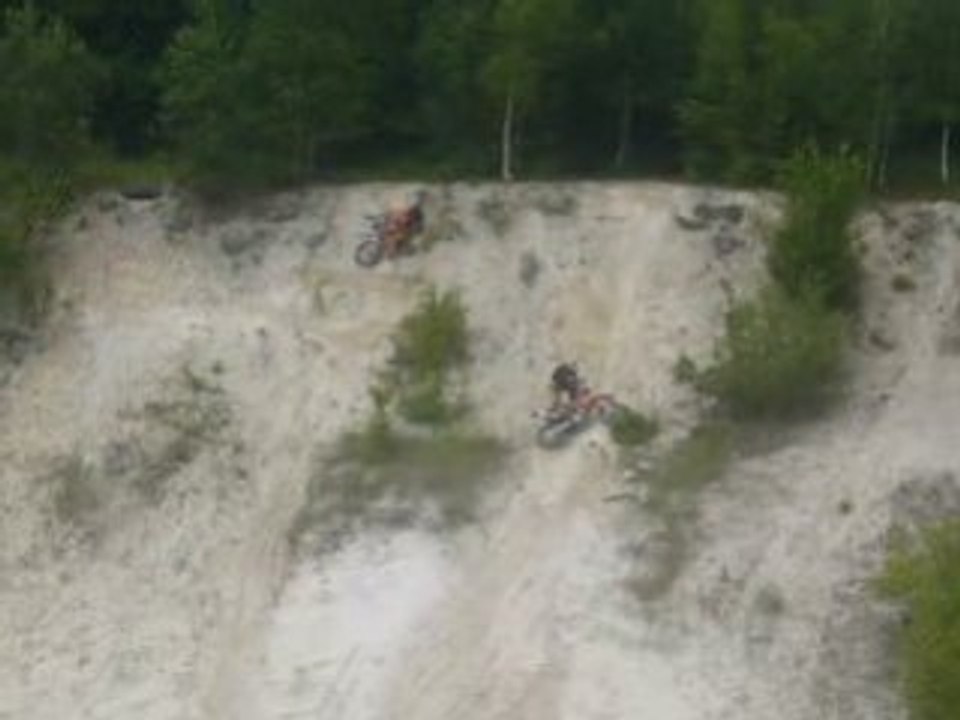 mdrrr deux ktm en guigne