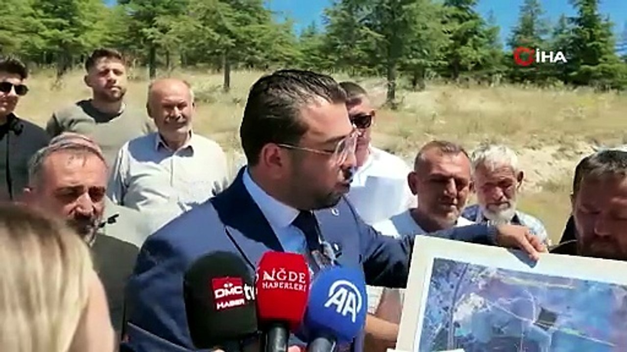 İki belde, sınır yüzünden karşı karşıya geldi