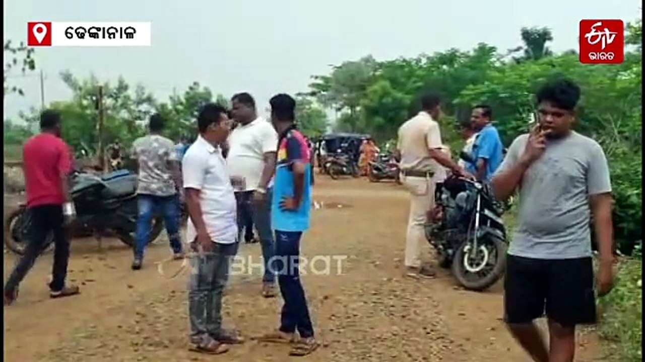 ଗଛରେ ଝୁଲିଛି ପୋଲିସ କନେଷ୍ଟବଳଙ୍କ ମୃତଦେହ: ପ୍ରେମ ବ୍ୟାପାର ନେଇ ହତ୍ୟା ଅଭିଯୋଗ ଆଣିଲେ ମୃତକଙ୍କ ପରିବାର