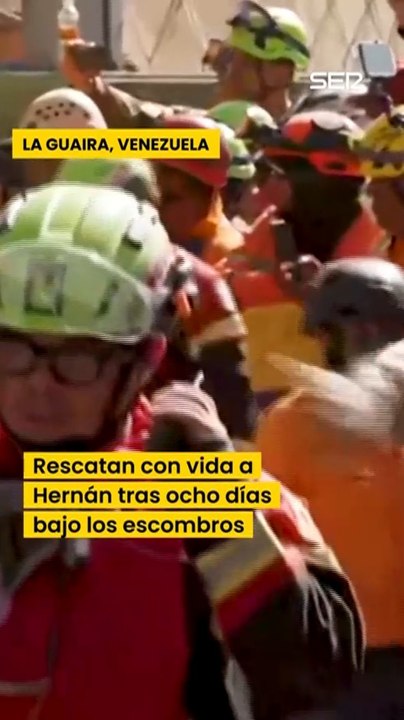 Rescatan con vida a Hernán tras ocho días bajo los escombros