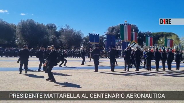 L'Aeronautica compie 100 anni: lo spettacolo delle Frecce tricolori