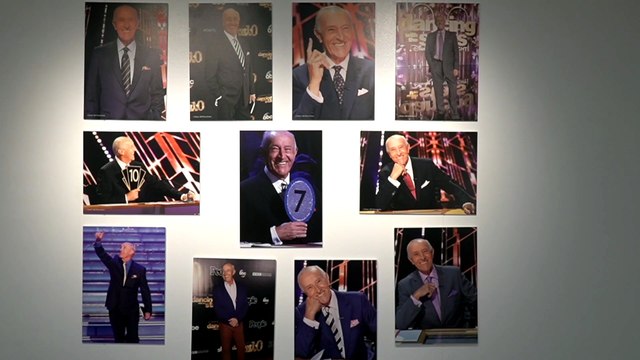 Dartford unveils memorial to late Strictly star Len Goodman