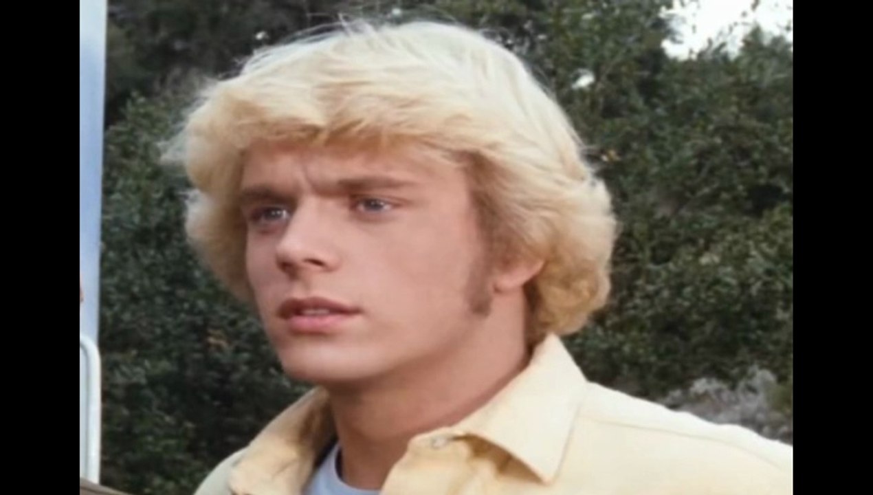 Actor John Schneider Resemblance To Kevin Bacon? Burt Reynolds & Starting Over (1979)