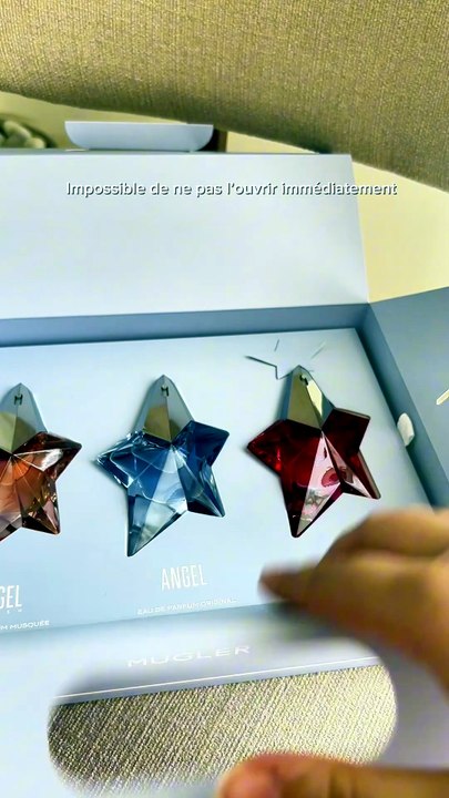 unboxing in colis PR mugler 🥰🥰