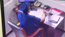 Toujours se méfier des fenetres... pleine tête
