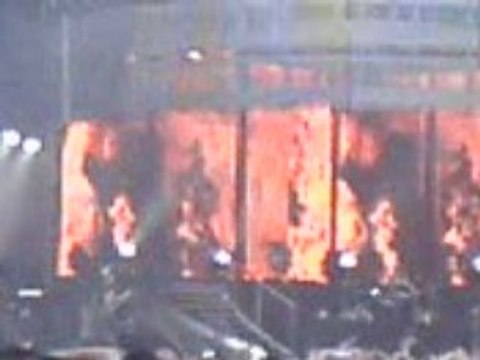 Tokio Hotel Totgeliebt ( Parc des princes 21.06.08 )