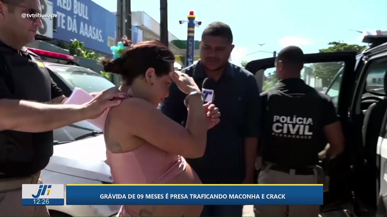 Grávida de 09 meses é presa traficando maconha e crack