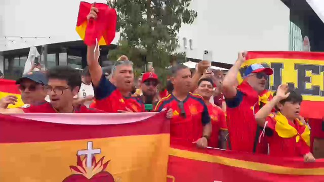 El grito de guerra de la afición española antes de España-Austria