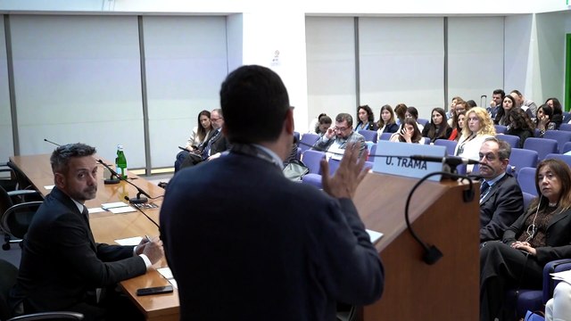 Confronto tra farmacisti ospedalieri: tecnologie, HTA e dialogo tra sistemi regionali per identificare nuovi modelli dei servizi farmaceutici