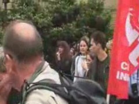 Blocage du CNRS : contre une recherche asservie (19 juin 08)