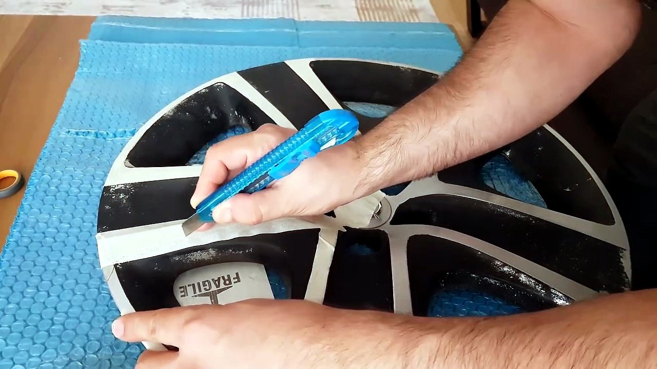 Kırık Jant Kapağını Çöpe Atma! 📎 Ataç İle Plastik Lehimleme ve Boyama
