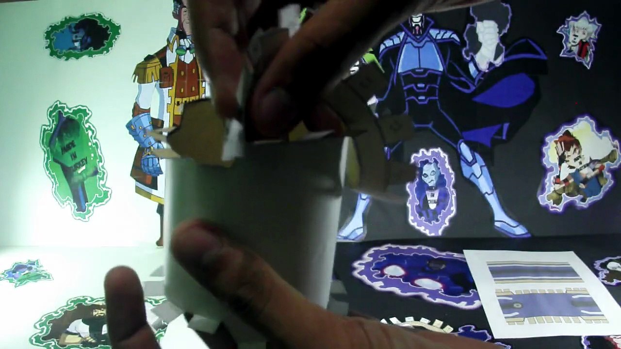 16- Tutorial- Papercraft do Omnitirx ( Ben 23) - Ben 10 Omniverse