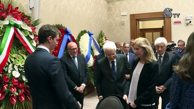 VIDEO | Al Senato la camera ardente di Napolitano: l'omaggio di Mattarella e Meloni, a sorpresa arriva anche il Papa