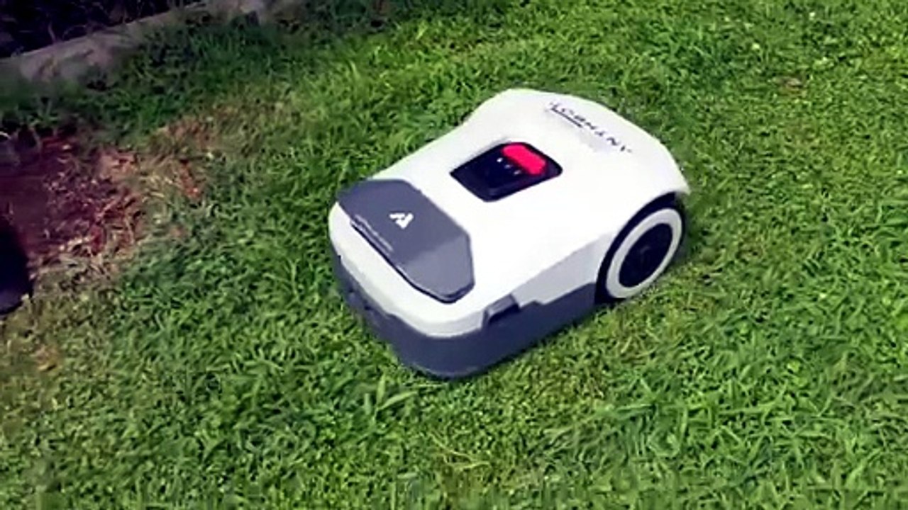 ANTHBOT M9