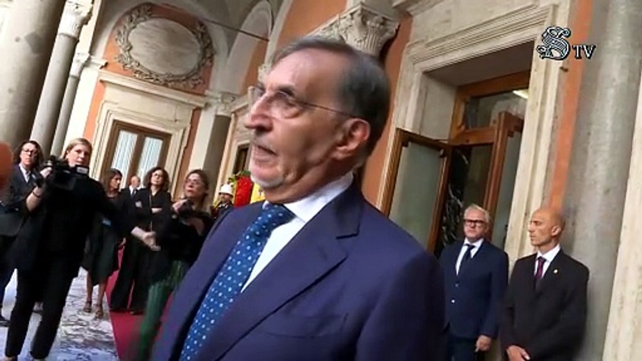 VIDEO | Al Senato la camera ardente di Napolitano: l'omaggio di Mattarella e Meloni, a sorpresa arriva anche il Papa