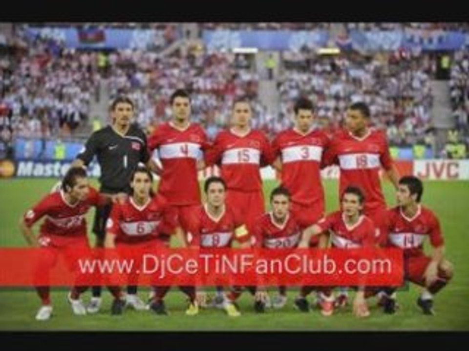 Yer Gök İnlesin Hep Seninleyiz Türkiye