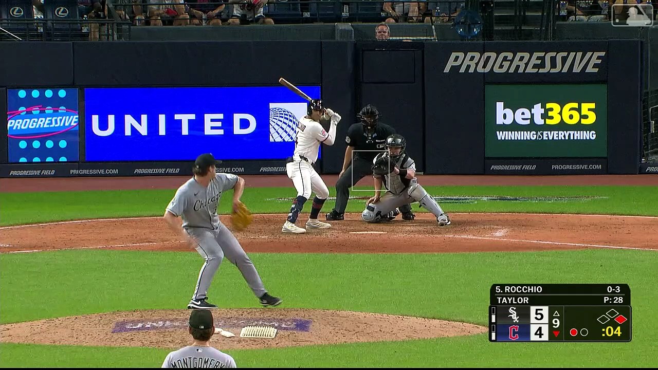 Brayan Rocchio deja en el terreno a Chicago