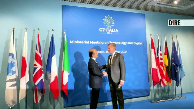 VIDEO| Cavi sottomarini e satelliti per cablare il mondo
