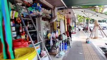镜头下的边缘人生：我在四川小县城按摩店，见证了一场底层爱情