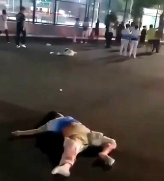 Video | Auto sulla folla in Cina: è una strage, 35 morti e 43 feriti, arrestato un uomo