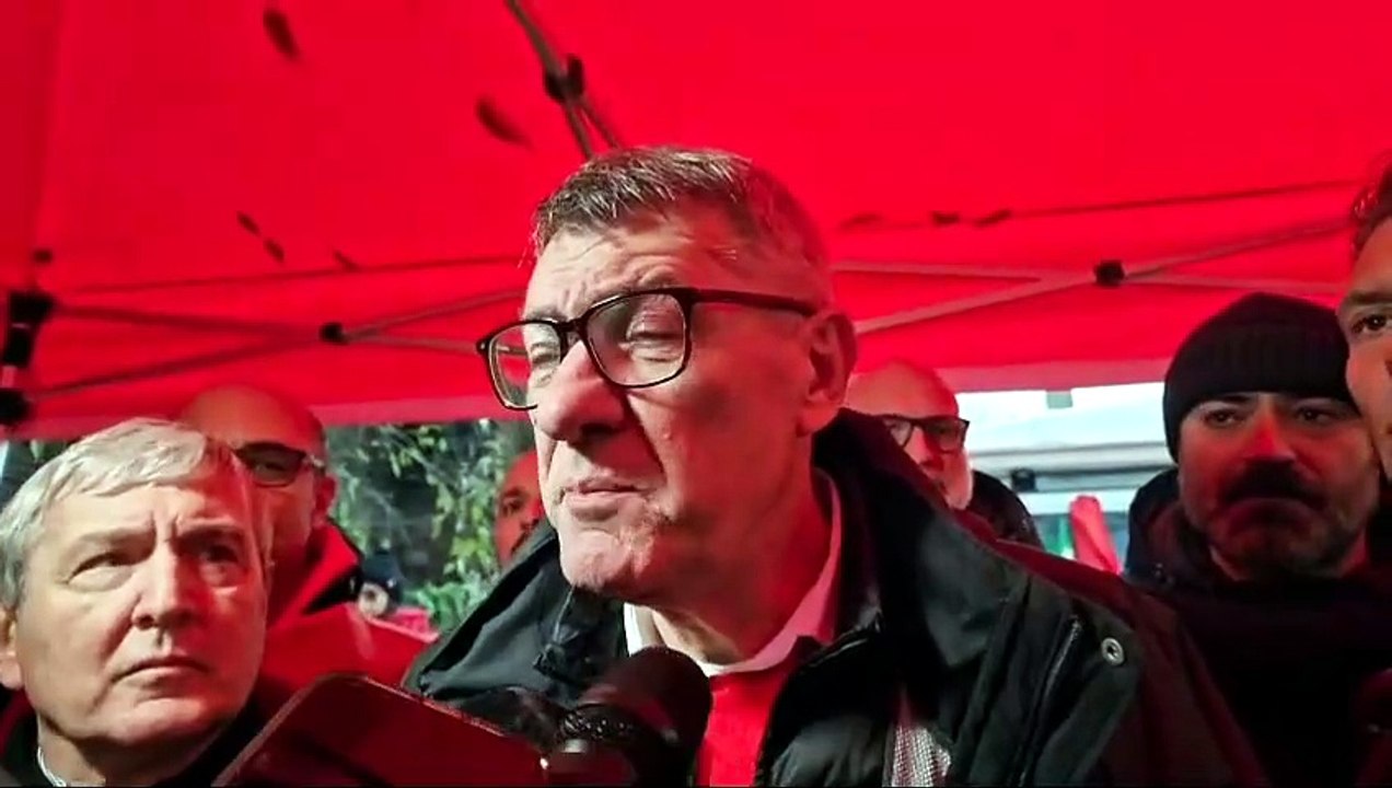 FOTO | VIDEO | Sciopero day, migliaia in piazza. Landini: "Rivoltiamo il Paese come un guanto". Schlein: "Meloni chiusa nel Palazzo"