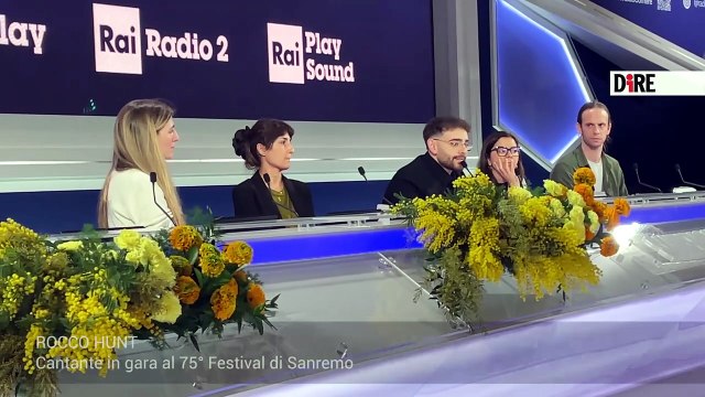 Sanremo 2025, Rocco Hunt: Canto contro la mattanza dei ragazzi in Campania. Non si può morire per una scarpa sporcata