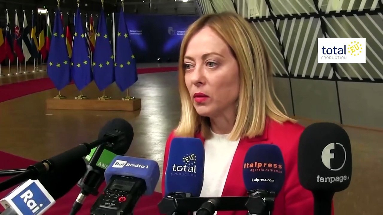 Ue, Meloni: "Fermo sostegno a Ucraina e sosteniamo anche sforzi americani"