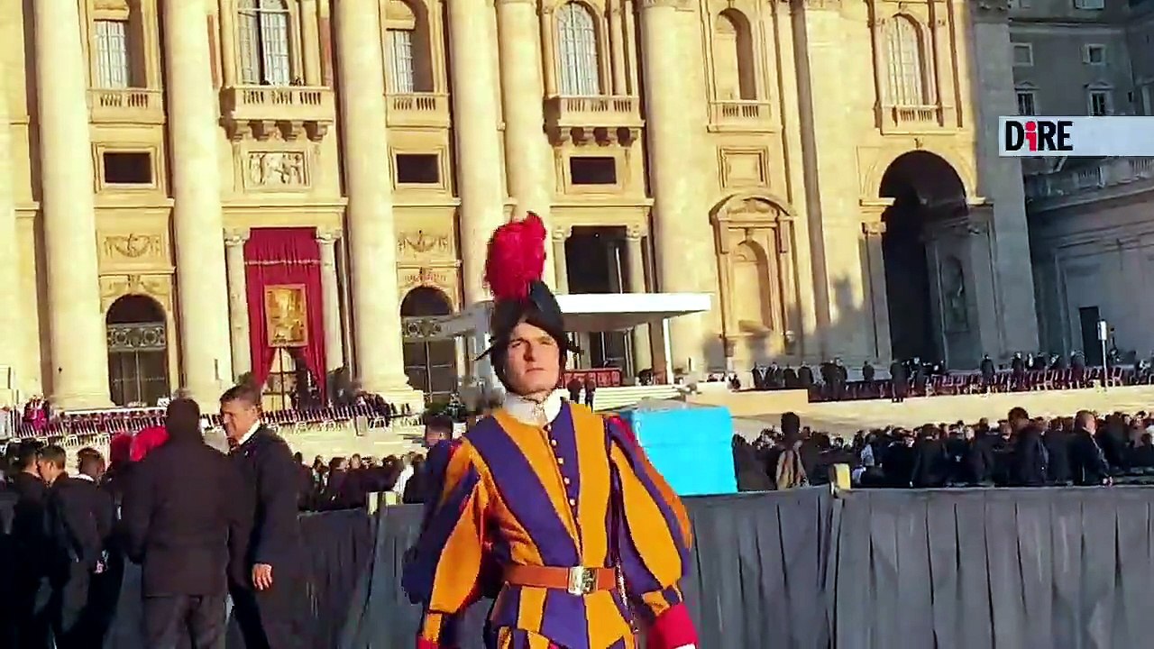 "Che emozione questa messa": parlano i fedeli venuti da lontano per salutare Papa Francesco