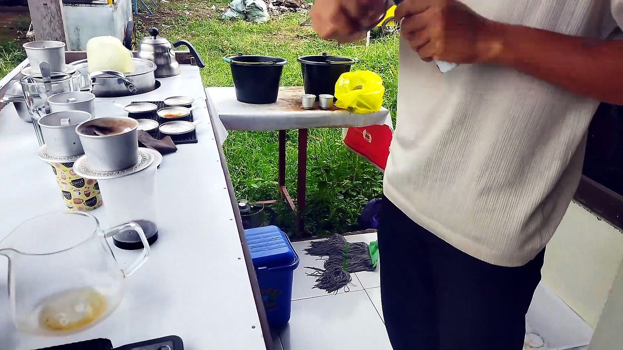 How to Make Perfect Japanese Iced Coffee with V60