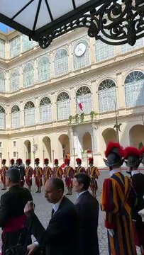 Mattarella da Papa Leone XIV: è la prima visita ufficiale