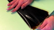 Quick and easy piping chocolate technique