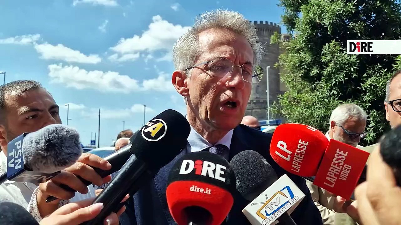 Napoli, ripristinata la targa dedicata a Giogiò Cutolo. Il sindaco Manfredi