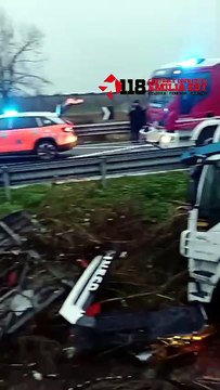 Scontro treno-camion a Ferrara