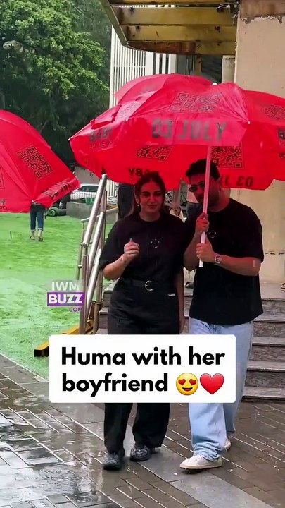 Huma Qureshi Enjoys a Rainy-Day Outing With Her Rumored Boyfriend.