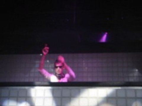 Dahlback & Cost - Golden Walls by Mathieu Bouthier