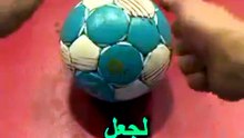 البلاديوم | كيف يتم تنظيف كرات كرة اليد؟ 🤾‍♂️🟢 #elpladum #اكسبلور #ترند #قصص #معلومات #facts #funny