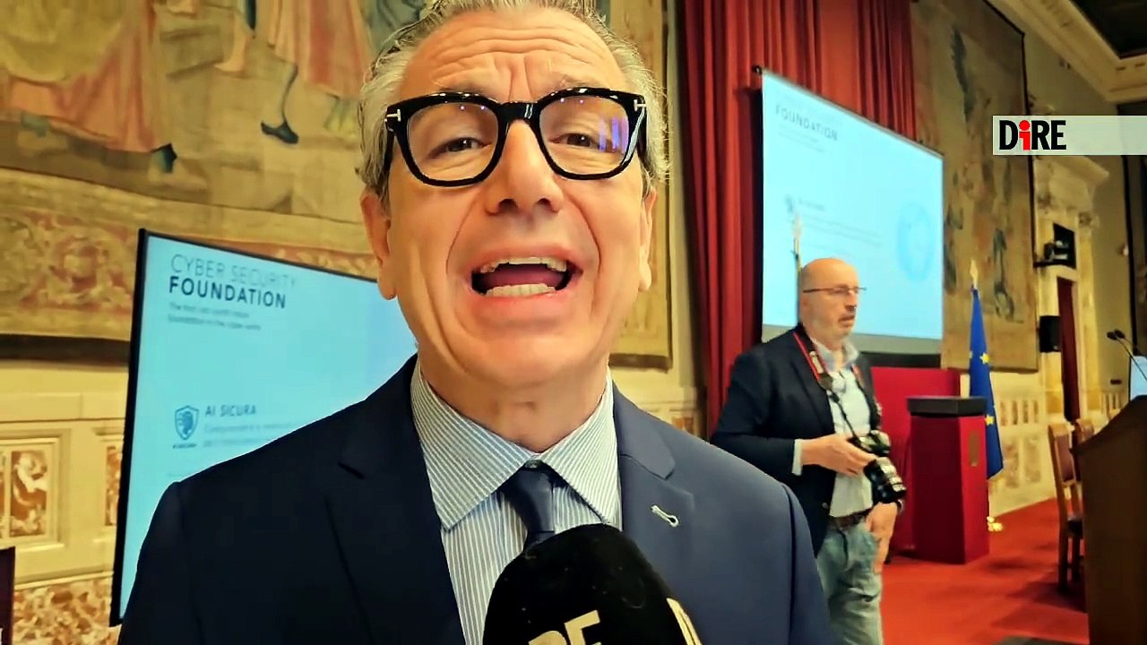 Alessandro Colucci,segretario presidenza Camera e presidente Intergruppo Sicurezza informatica e tecnologica.mp4