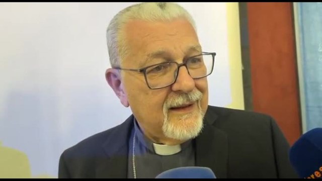 Papa a Lampedusa, vescovo: nel Mediterraneo annega dignità umana
