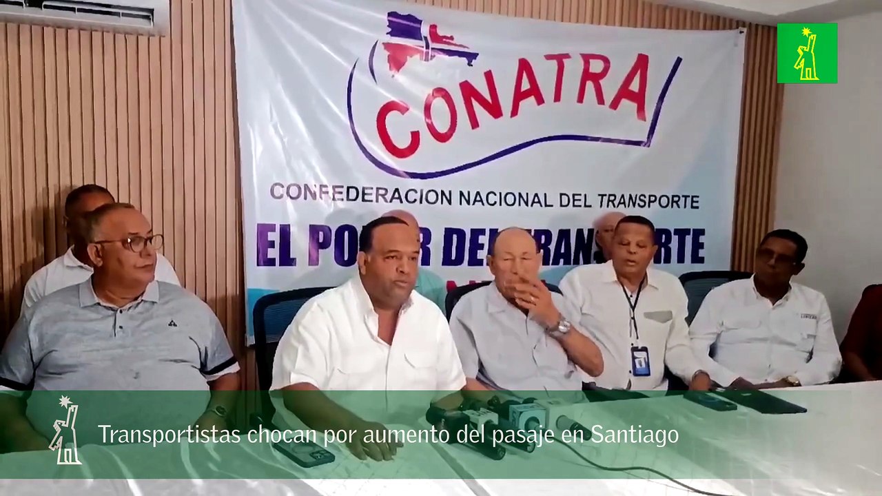 Transportistas chocan por aumento del pasaje en Santiago