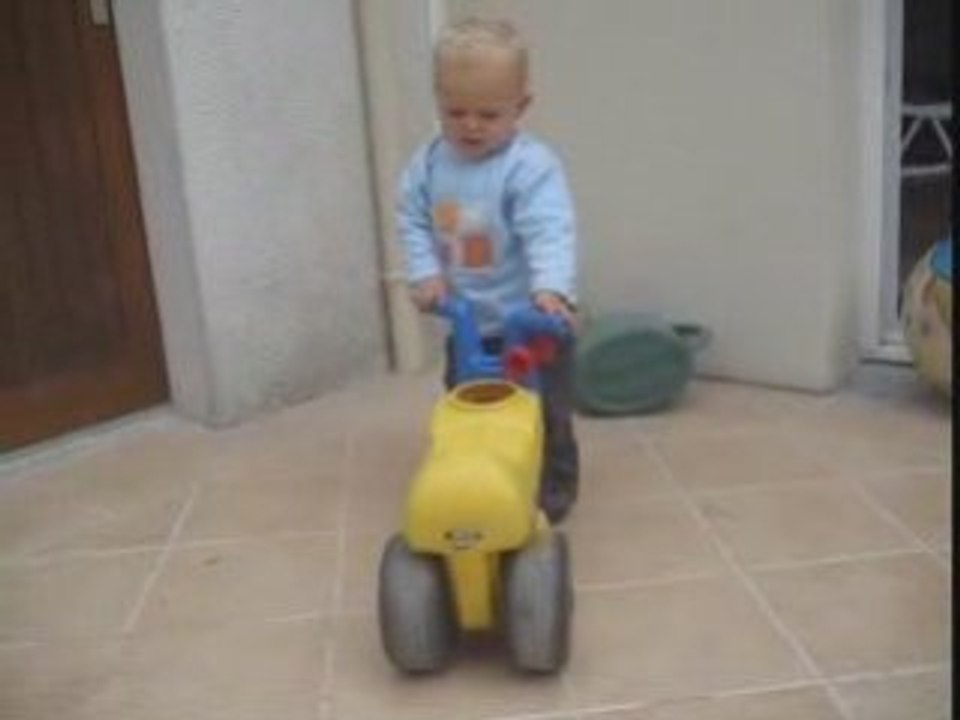 MotoB