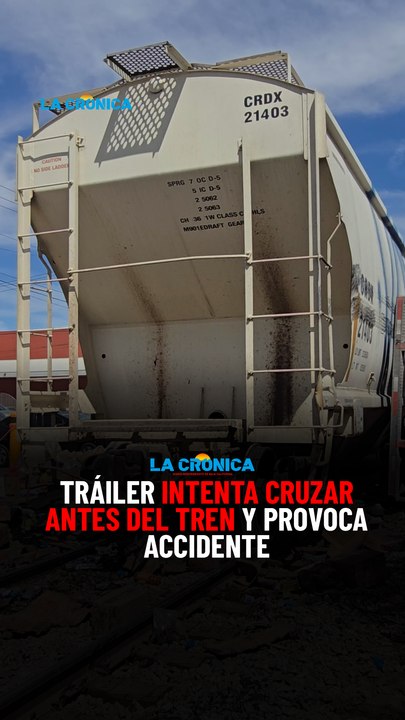 Tráiler intenta cruzar antes del tren y provoca accidente