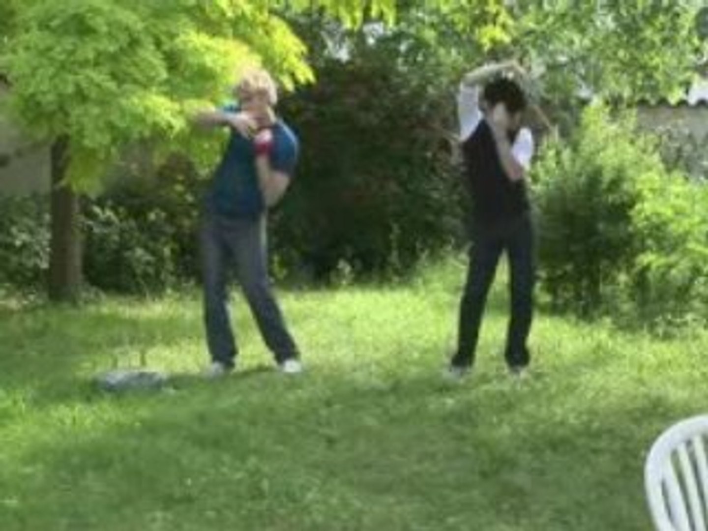 La Lessive Tecktonik Fausse Pub