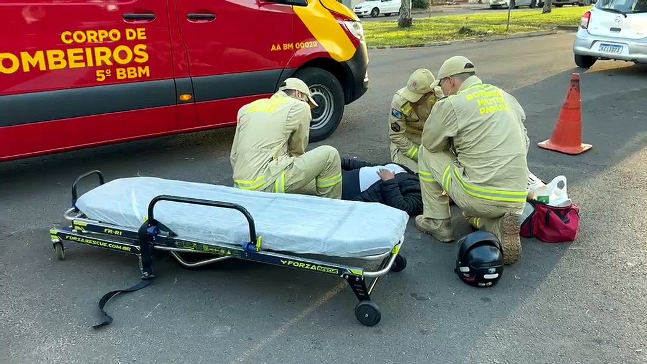 Após colisão em Umuarama, condutora e familiar avançam contra equipes de reportagem