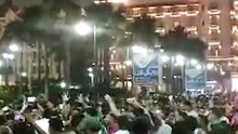 فرحة في شوارع محطة الرمل بالإسكندرية بعد تأهل الفراعنة إلى دور الـ16
