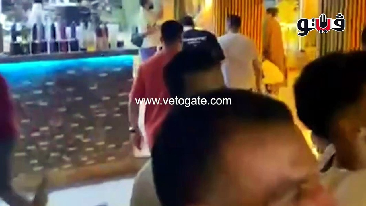 ​على أنغام "أنا مصر حبيبتي"، رقص واحتفالات بكافيهات وشوارع أسيوط بتأهل مصر لدور الـ 16